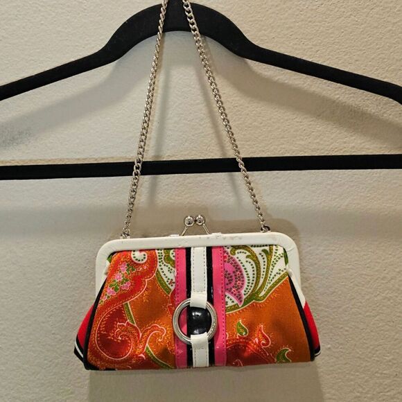 Isabella Fiore Handbags - NWT Vintage Isabella Fiore Southern Belle Coin Purse with Chain